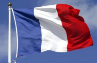 France expels 30 Russian diplomats