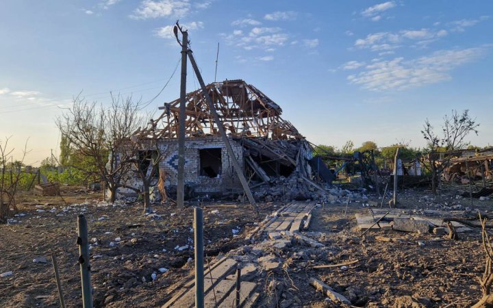 Two civilians injured in Kherson shelling