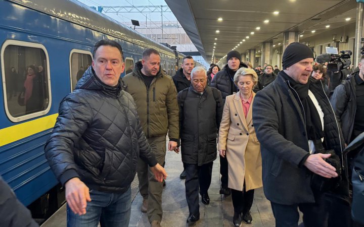 Ursula von der Leyen, António Costa arrive in Kyiv