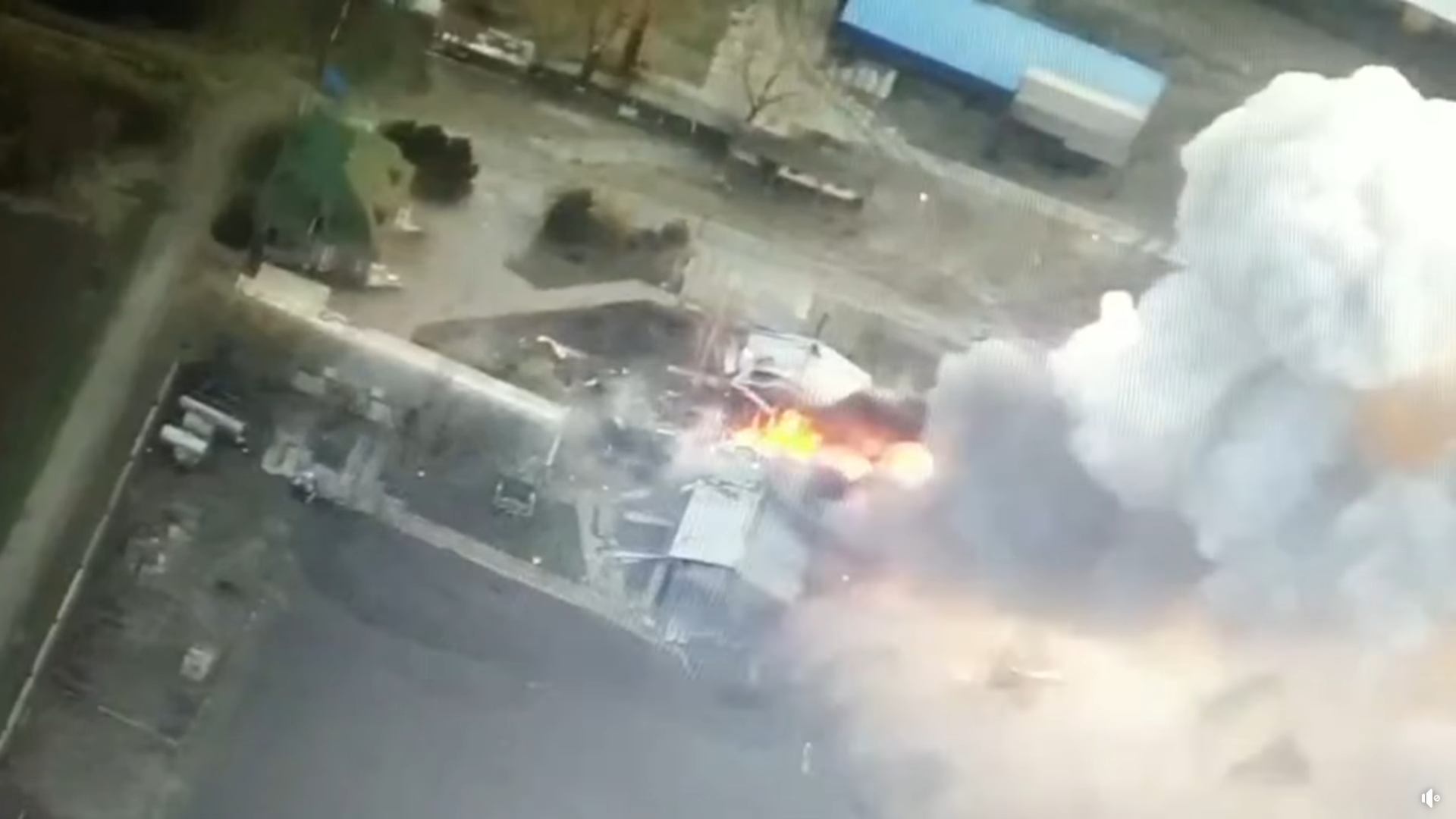 Видео уничтожений на украине. Сватово взрыв склада боеприпасов. Взорвался склад боеприпасов. Склад ВСУ взорвали с самолета.