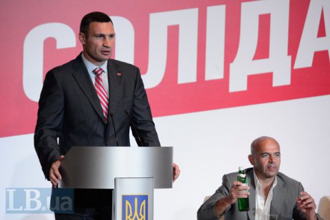Klitschko steps down as head of Poroshenko Bloc