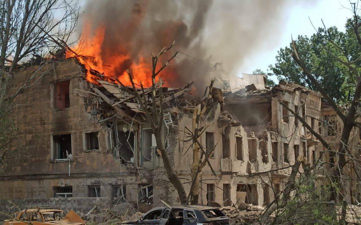 Russia hits Dnipro with missiles, kills two, destroys clinic, veterinary hospital