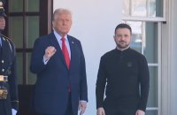 Zelenskyy meets with Trump. Before that, he spoke with US senators