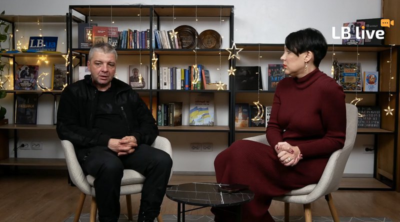 Sonya Koshkina and Maksym Butkevych during a conversation