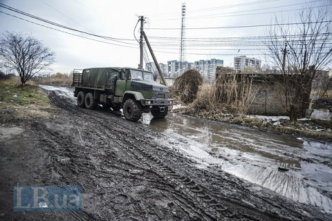 Ukrainian serviceman killed as militants hit army lorry