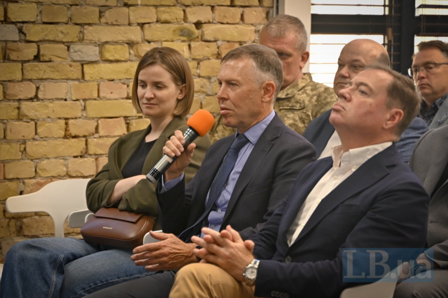  MP Serhiy Sobolev (centre)