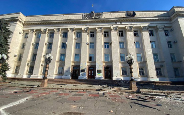 Russians strike again in Kherson centre, two dead