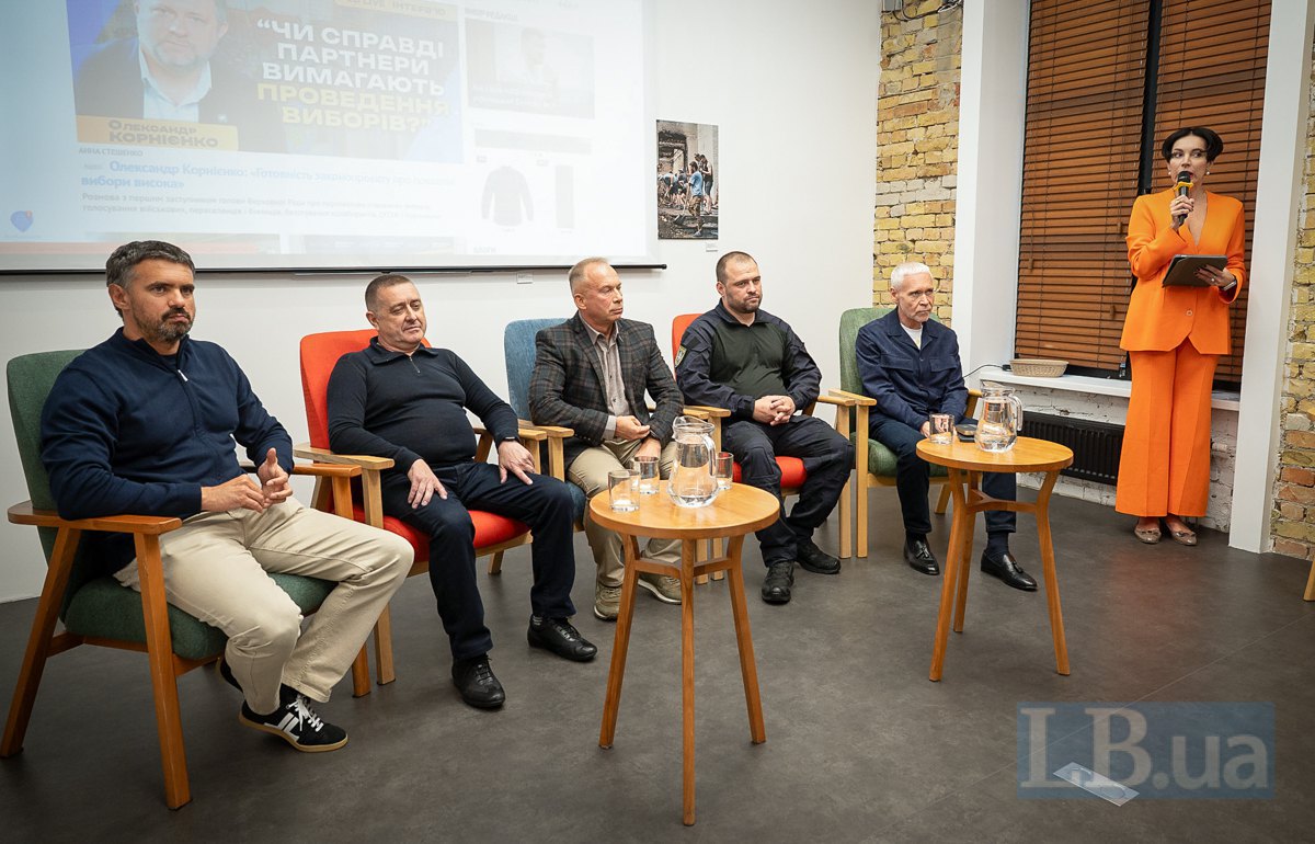  Ihor Liski, Anatoliy Barhylevych, Oleksandr Syrskyy, Oleksandr Fatsevych, Ihor Terekhov and Sonya Koshkina