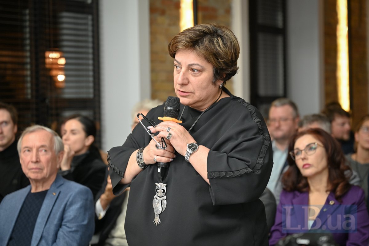  Rena Marutyan, professor at Taras Shevchenko National University of Kyiv, media analyst