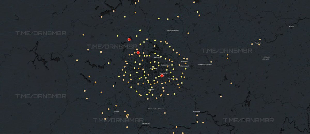 Ukrainian drones have successfully breached 3 out of 4lines of echeloned defences around the Russian capital (according to intelligence reports). Moscow and the Moscow Region constitute the most heavily defended airspace in the Russian Federation (second only to Putin’s residence in Valdai), and on the eve of the 9 May parade, additional air defence systems were deployed there from across Russia 