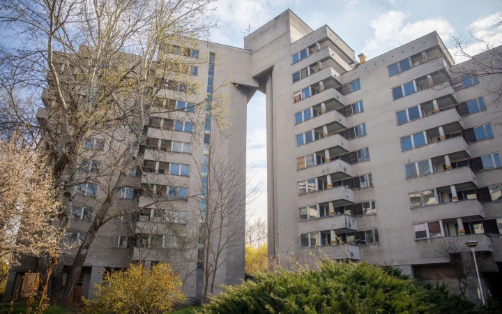 Warsaw City Hall confiscated an abandoned apartment complex from the russian embassy