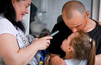 “Dad, your voice has changed so much!” — how children welcomed their fathers back from captivity
