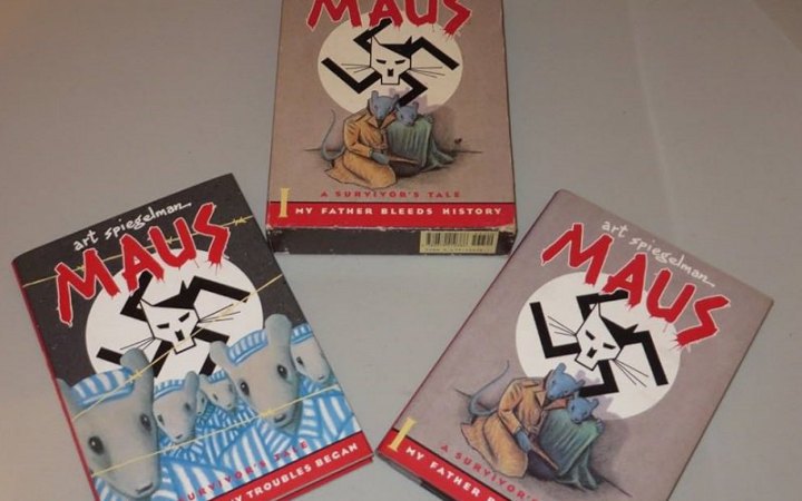 State Customs Service confiscates anti-fascist Holocaust comic book Maus due to swastika on cover
