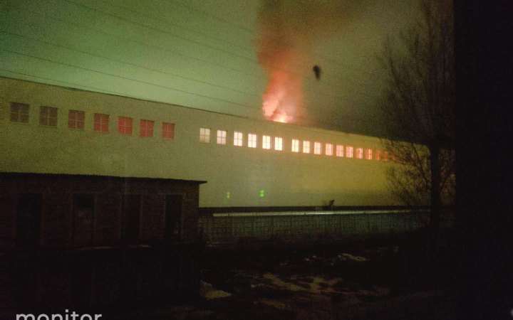 Aircraft factory in Smolensk on fire