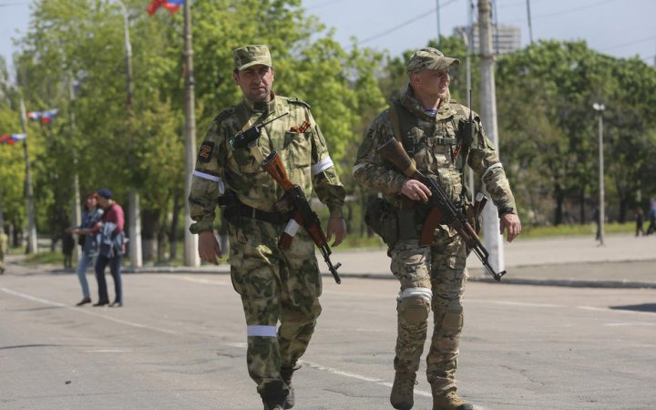 Russians amass weapons, troops in Zaporizhzhya Region