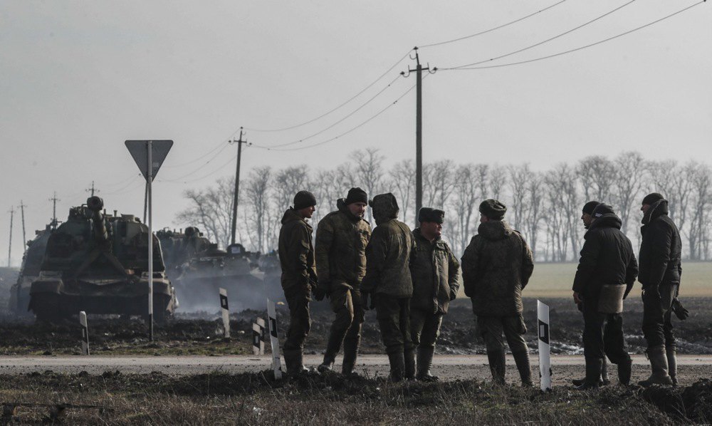Russian military near Rostov.