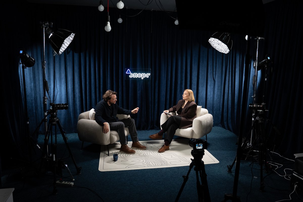 Peter Pomarantsev and Olha Ayvazovska