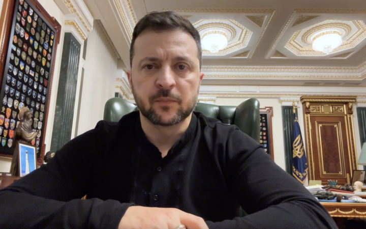 Zelenskyy: Russia uses about 500 KABs, 400 drones, almost 20 missiles against Ukraine in week