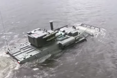 Ukrainian APC Bucephalus tested on water