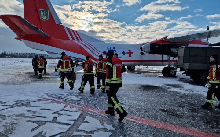 Ukrainian rescue team flies to Turkey