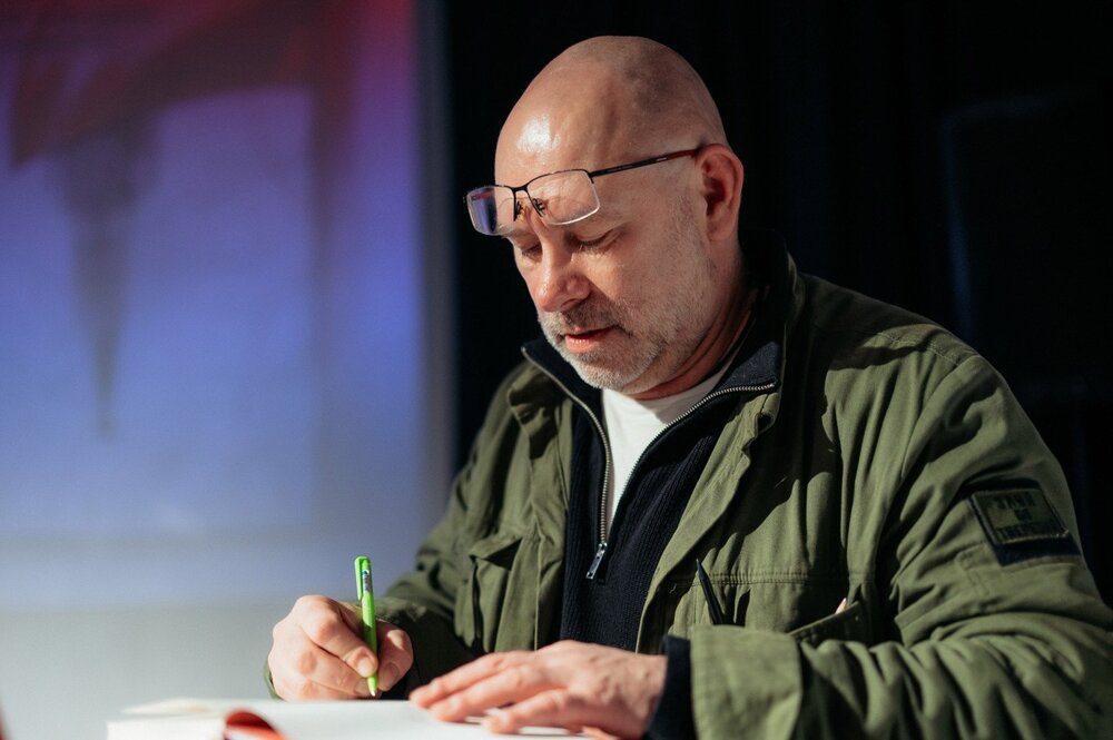 Paweł Reszka at the presentation of the book <i>A Table with a View of the Kremlin</i> in Lutsk