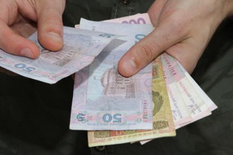 Premier says minimum wage to reach 4,170 hryvnyas