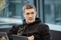 Digital minister says Ukraine uses AI-powered mothership drone for first time 