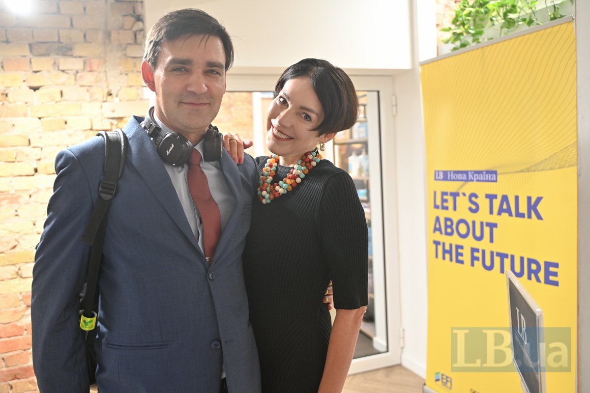  Sonya Koshkina and Ihor Rozkladay