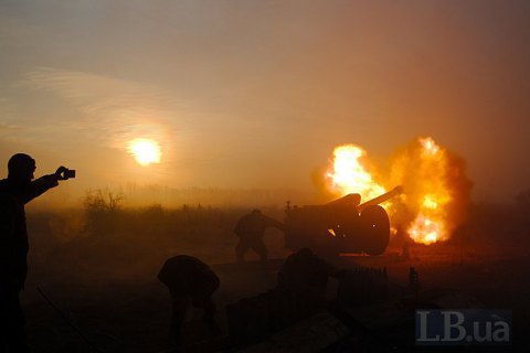 Three Ukrainian servicemen wounded in Donbas