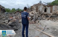 Russian army bombards house in Selydove, killing teenager (updated)