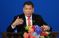 Philippine president says he "unlike Putin" does not kill children