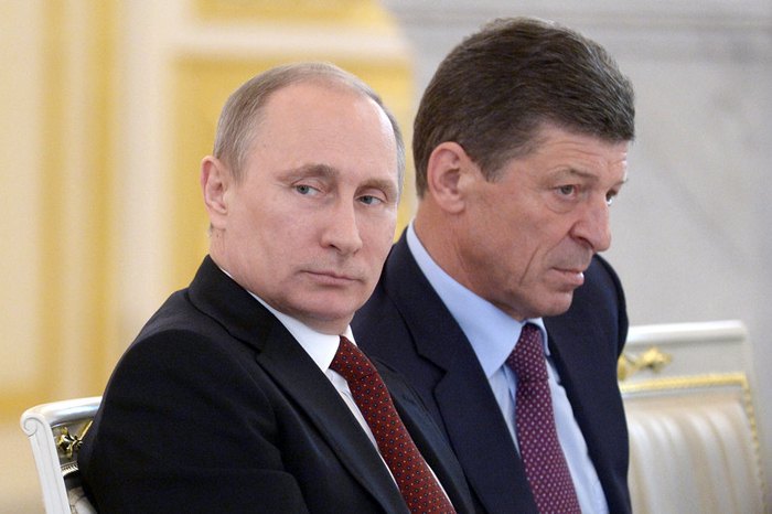 Vladimir Putin and Dmitry Kozak