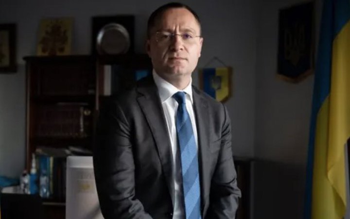 Ukraine's ambassador to Australia calls film justifying Russian aggression "bowl of vomit"