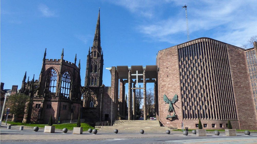 The restored Coventry Cathedral 