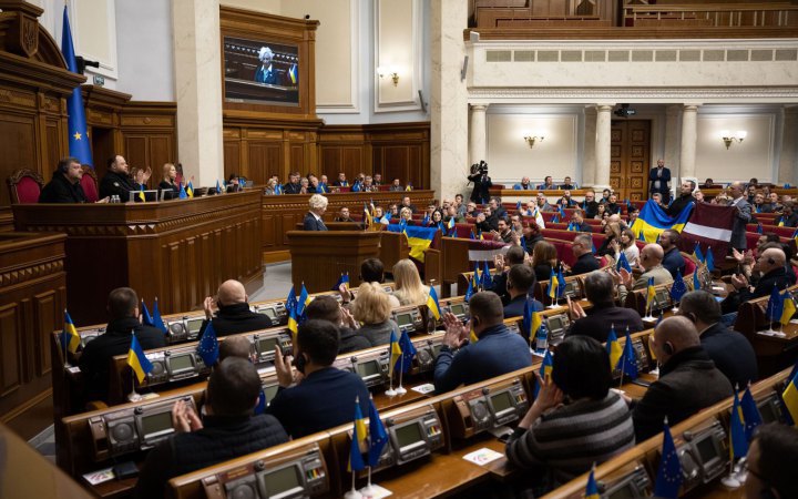 Speaker of Verkhovna Rada allows journalists to enter parliament for first time since outbreak of war