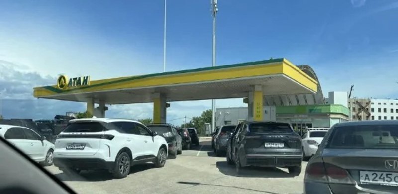 Queues for petrol in the occupied Crimea