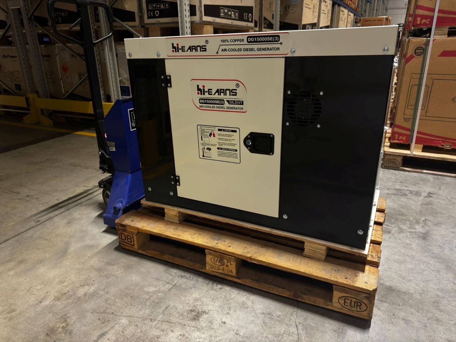 Generators from the EU are shipped to Ukraine.