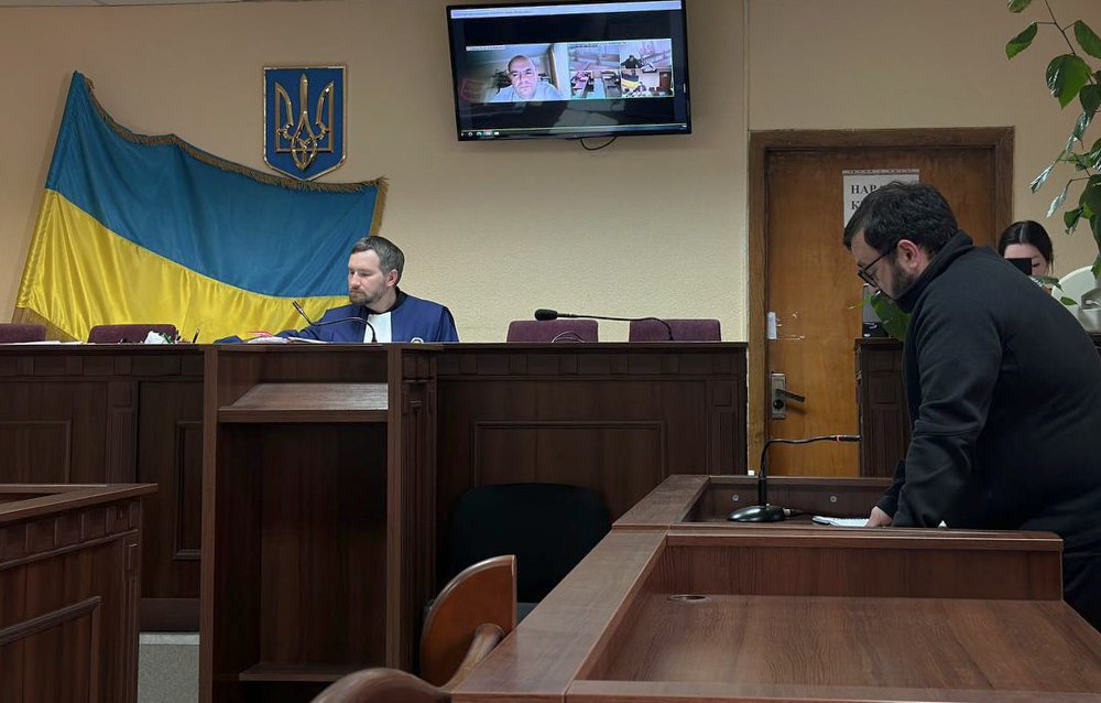  Podilskyy District Court of Kyiv hears case of occupation “military commissar of Yalta” Pavlo Aksyonov; on the right is Andriy Maha.