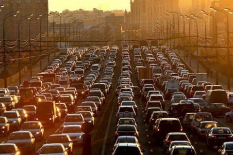 Cabinet asks Poroshenko to ink law cutting excise duties on used cars