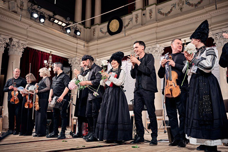Chango Spasyuk, trio, string sextet of the Kyiv Chamber Orchestra, and the band DakhaBrakha