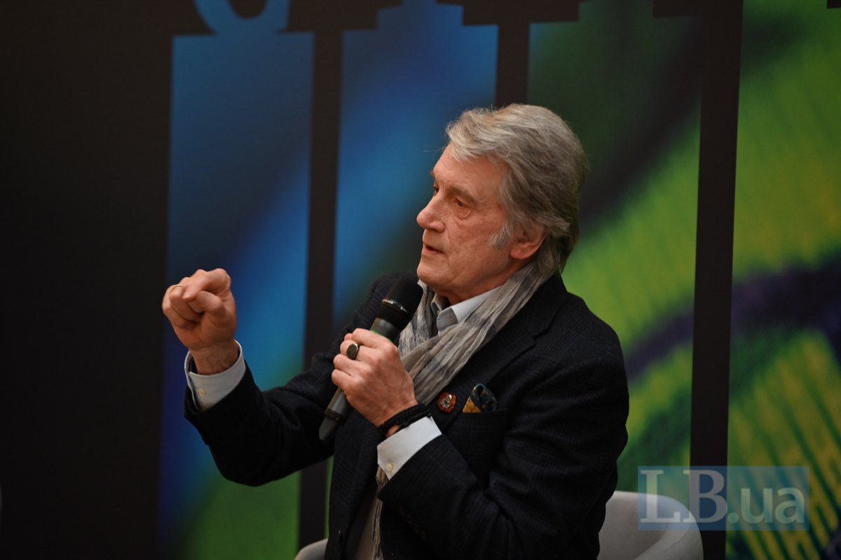  Viktor Yushchenko