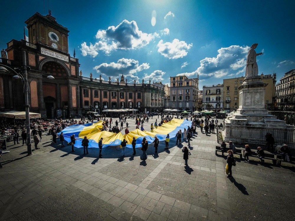 The Ukrainian community of Naples during a rally against the Russian invasion, 20 March 2022