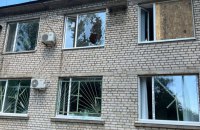 Russian artillery strikes hospital in Nikopol, fatalities reported