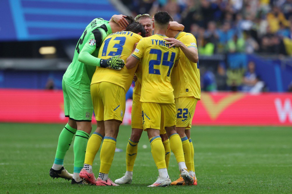 Players of the national team of Ukraine celebrate the victory over Slovakia (2:1) in the second round of the group stage of Euro 2024