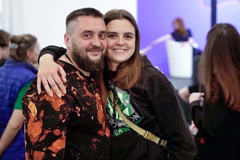 Olena Apchel and Oleh Kadanov
