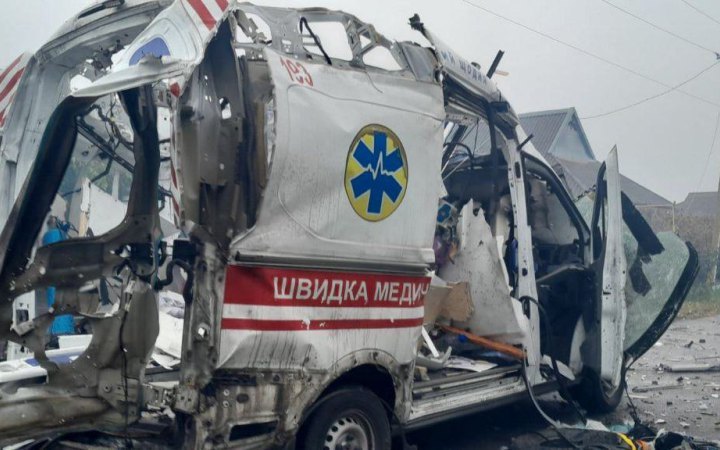 Russian army drops explosives on ambulance in Kherson Region during evacuation of wounded