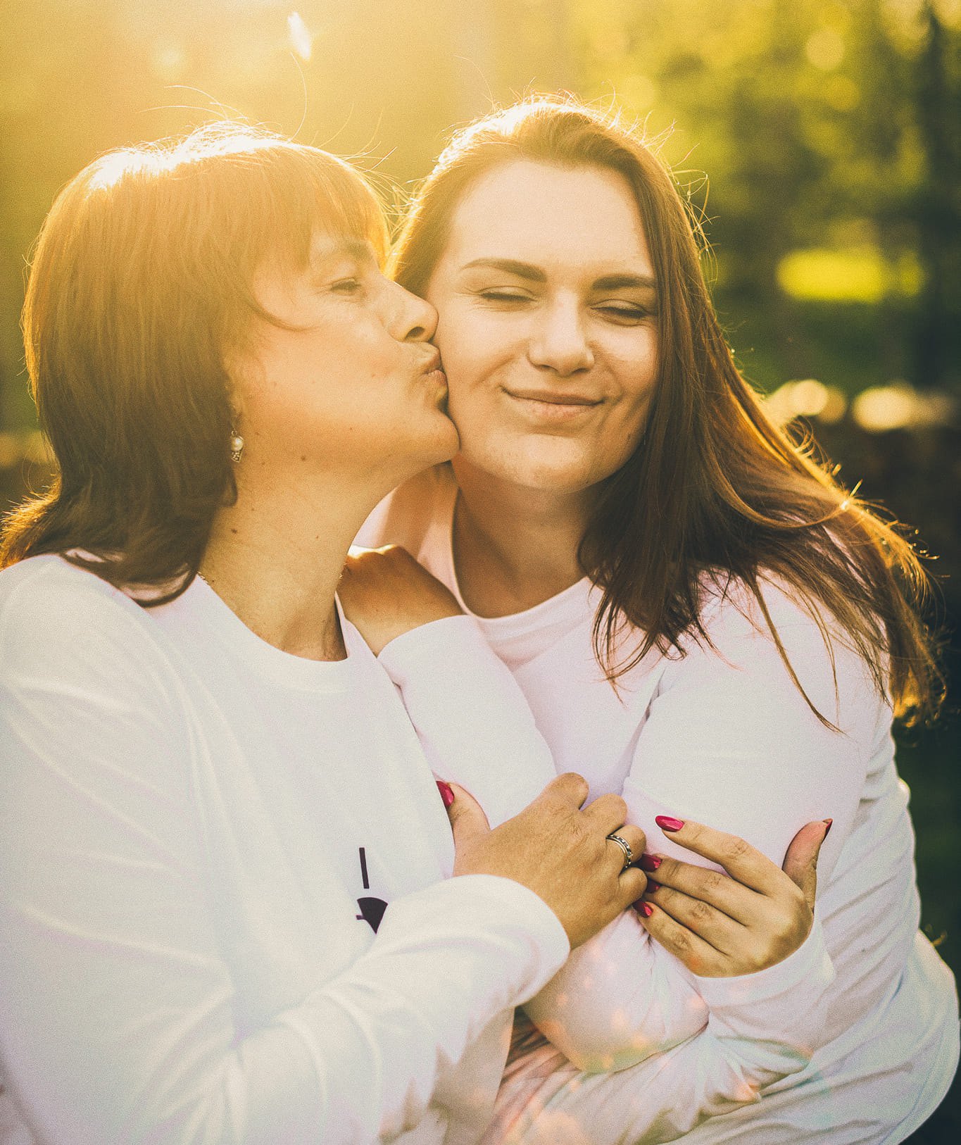 Iryna Tsybukh with her mom