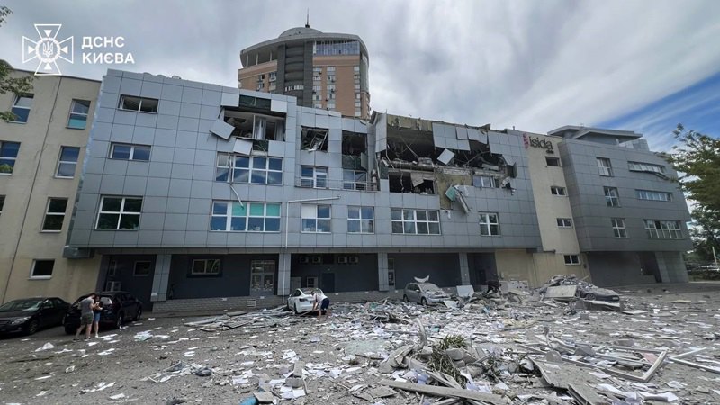 Consequences of the Russian attack. Hospital in the Dnipro district of the capital