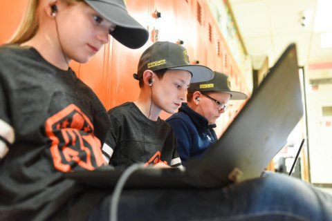 Youth Coding Leagues set up in USA compete in championships