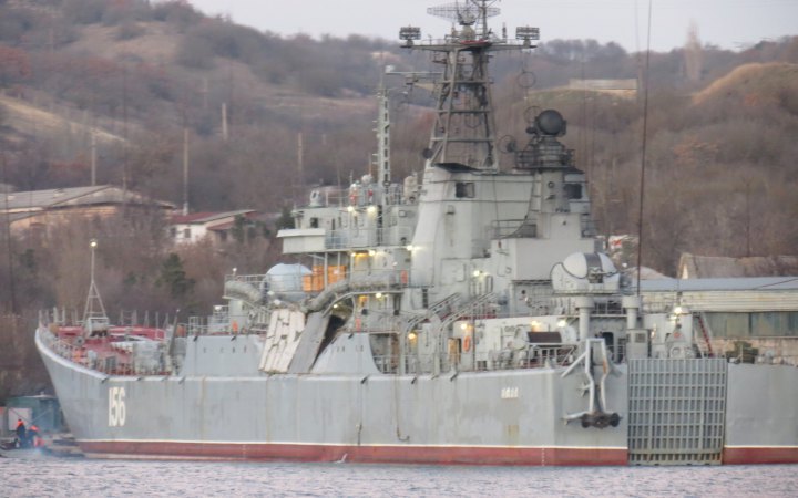 Ukrainian Defence Forces hit Russian Black Sea Fleet's Yamal, Azov boats in Sevastopol